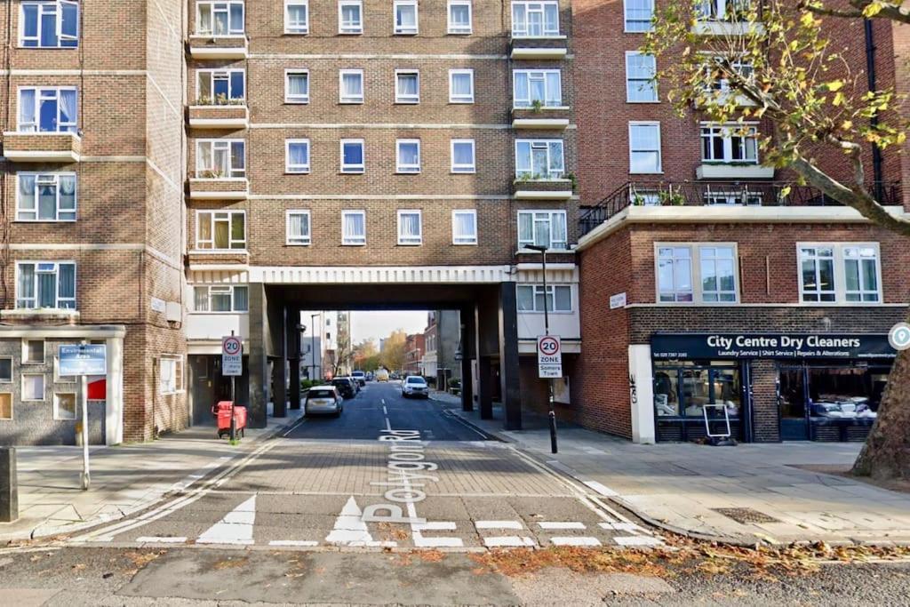 2-bedroom Flat Near Euston Station, Apartamento *